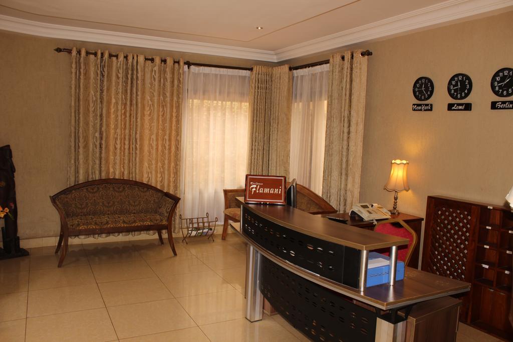 Hotel Residence Flamani ロメ エクステリア 写真