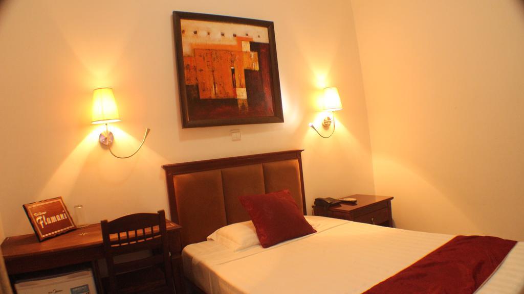 Hotel Residence Flamani ロメ エクステリア 写真